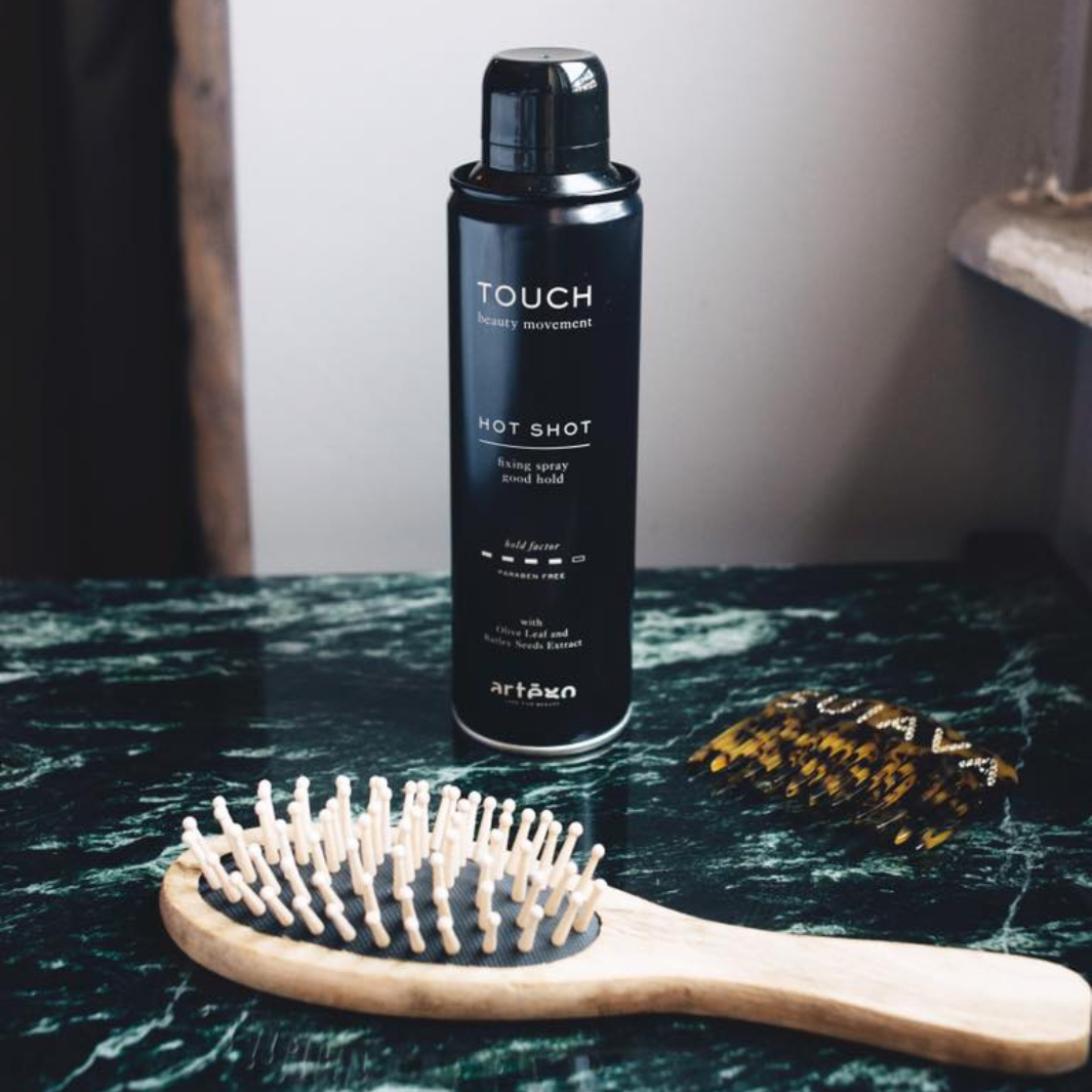 Hot Shot fixing spray good hold